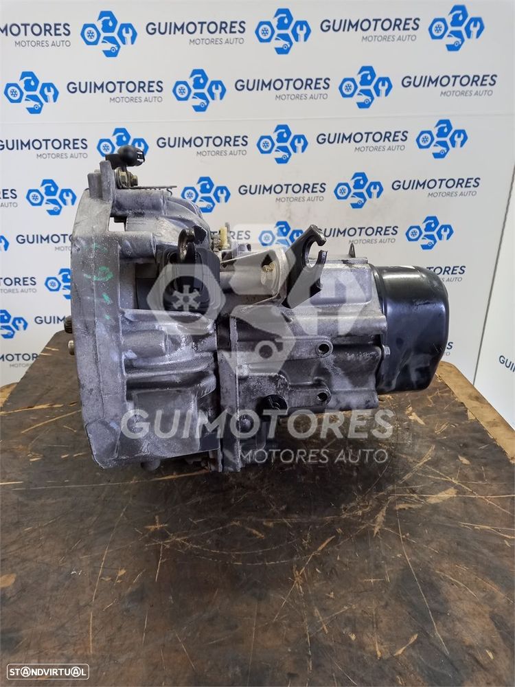 CAIXA VELOCIDADES RENAULT CLIO II 1.5DCI 82CV REF: JR5128 - MANUAL 5V - 2