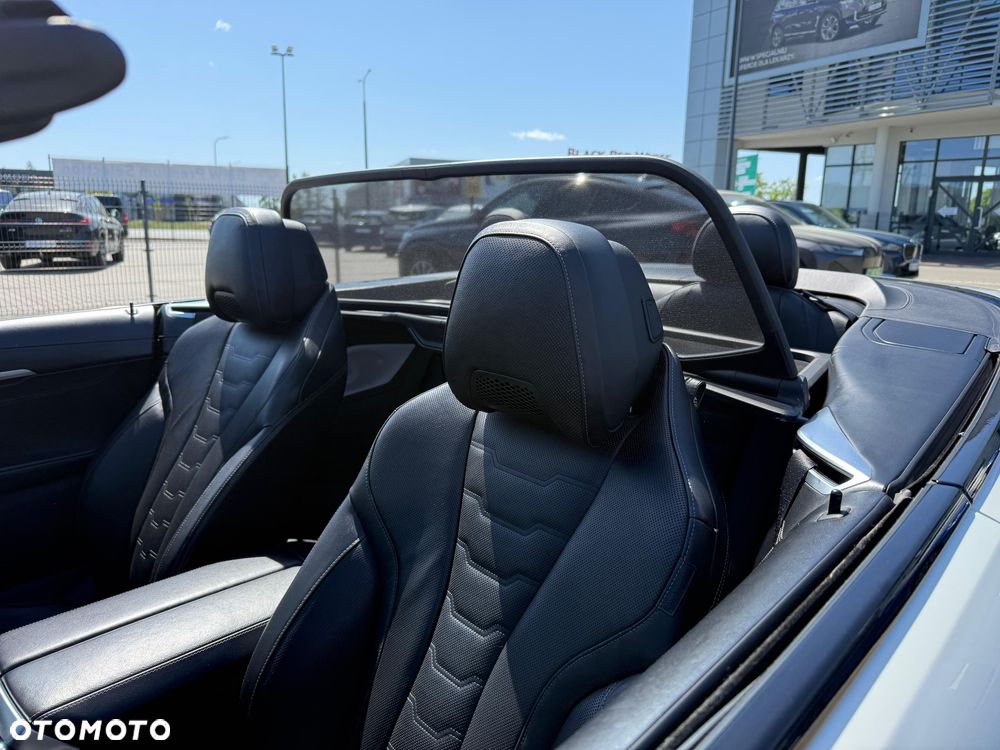 BMW Seria 8 - 11