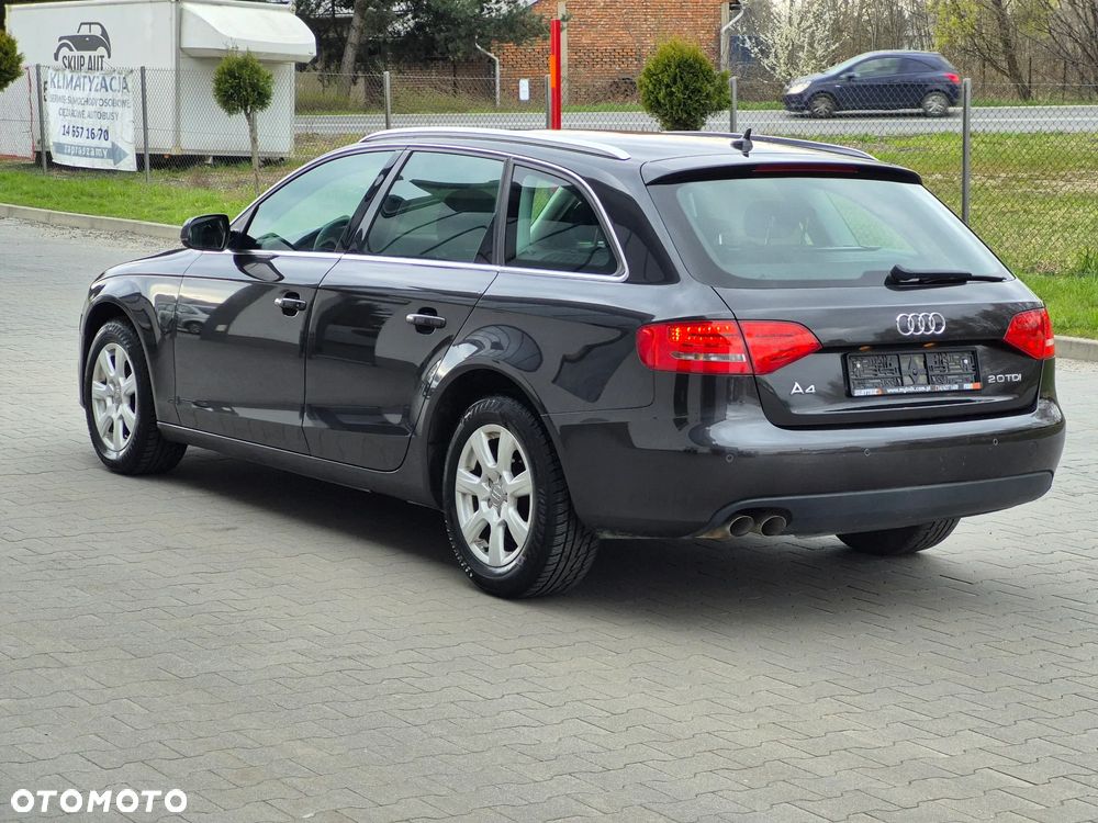 Audi A4 Avant - 3