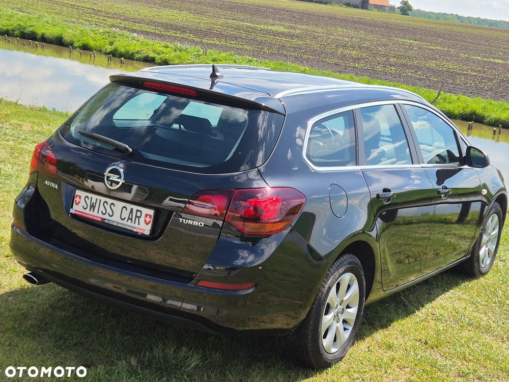 Opel Astra 1.4 T Cosmo - 7