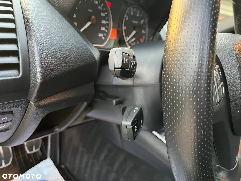 BMW Seria 1 118i - 22