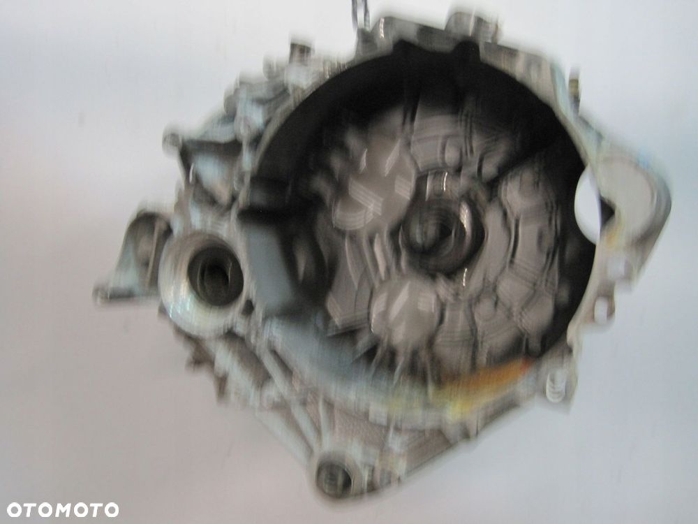 Skrzynia biegów VW CRAFTER II 2.0TDI FM6AX002 VLE - 2