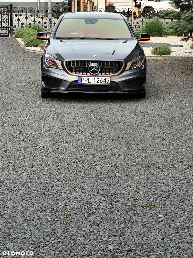 Mercedes-Benz CLA AMG 45 4-Matic - 2
