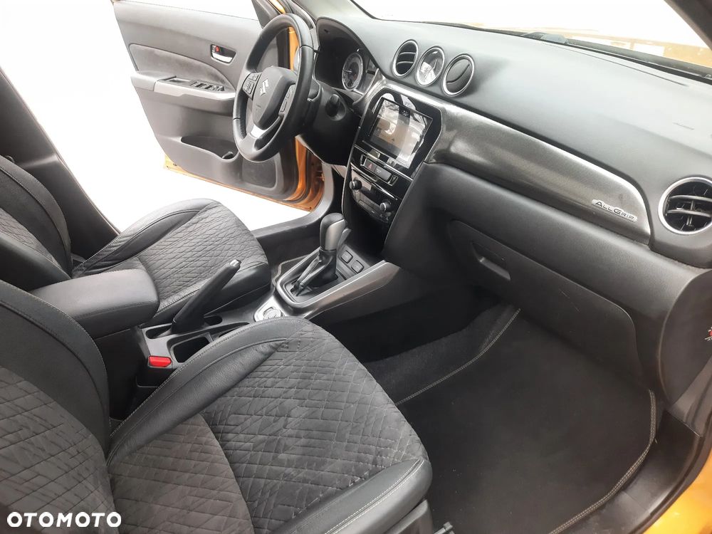 Suzuki Vitara 1.4 Boosterjet Premium 4WD - 16