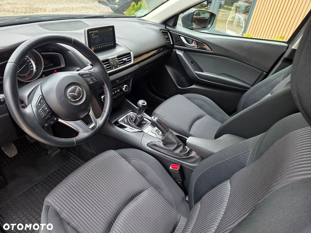 Mazda 3 - 10