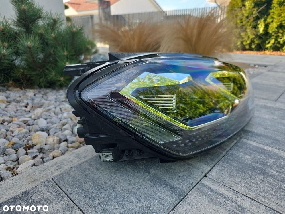 VW GOLF 7R VII 5G1 LIFT Lampa prawa przód Full Led Matrix 5G1941060G Czarna - 4