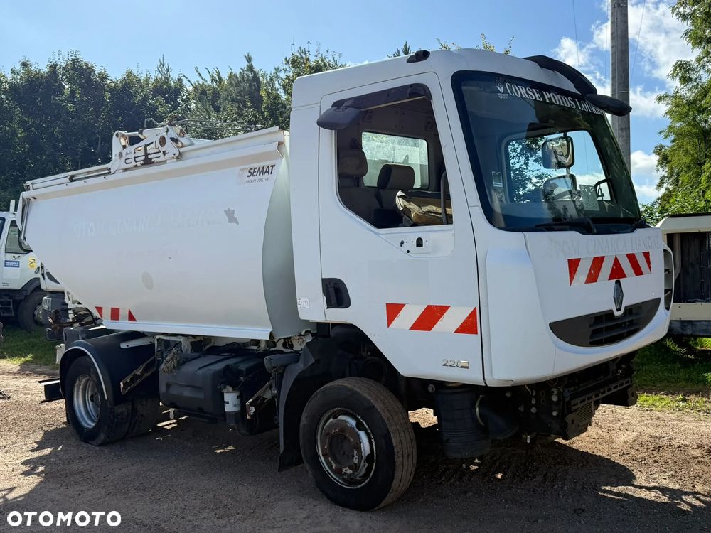 Renault Midlum