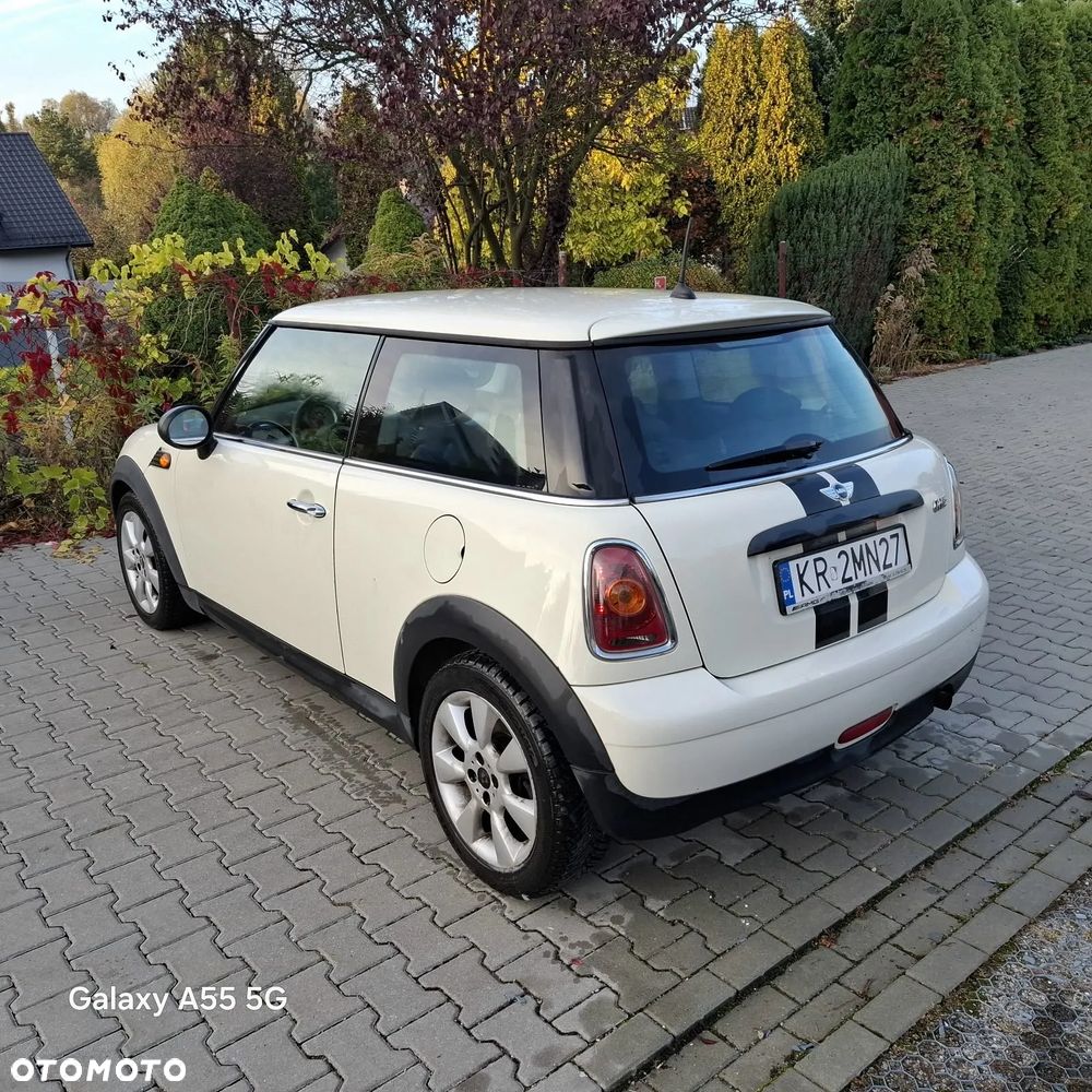 MINI ONE Standard - 5