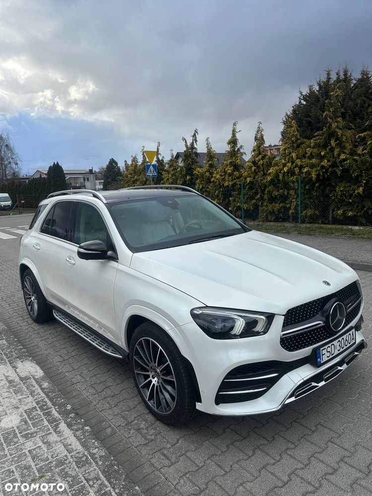 Mercedes-Benz GLE - 1
