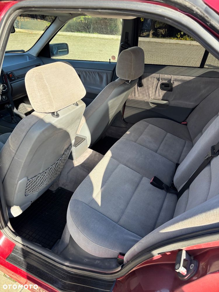 BMW Seria 3 328i - 13