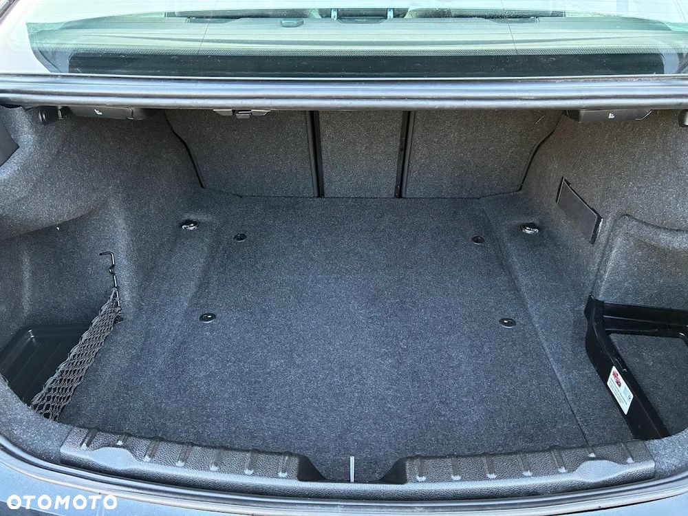 BMW Seria 3 328i xDrive - 8