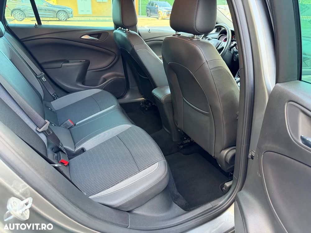 Opel Astra 1.5 D Start/Stop Automatik Business Edition - 24