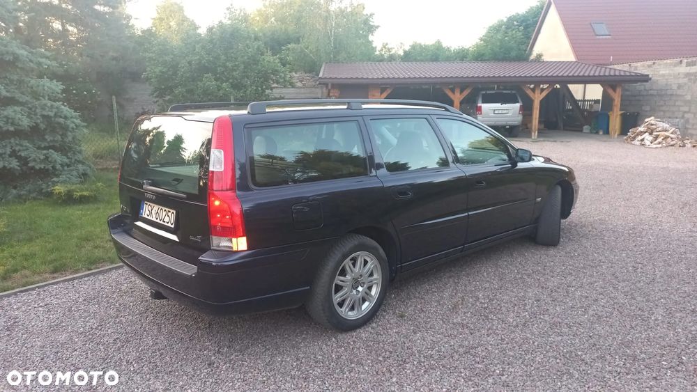 Volvo V70 2.4 Momentum - 13