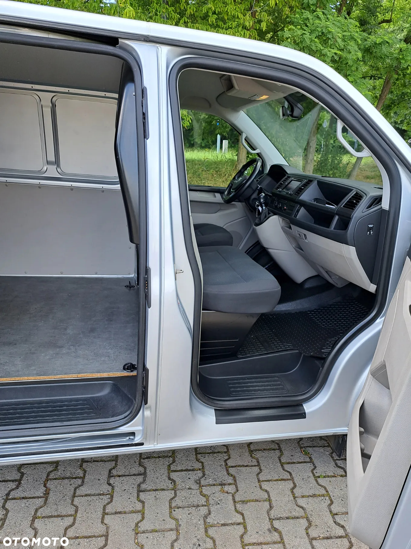 Volkswagen Transporter - 12
