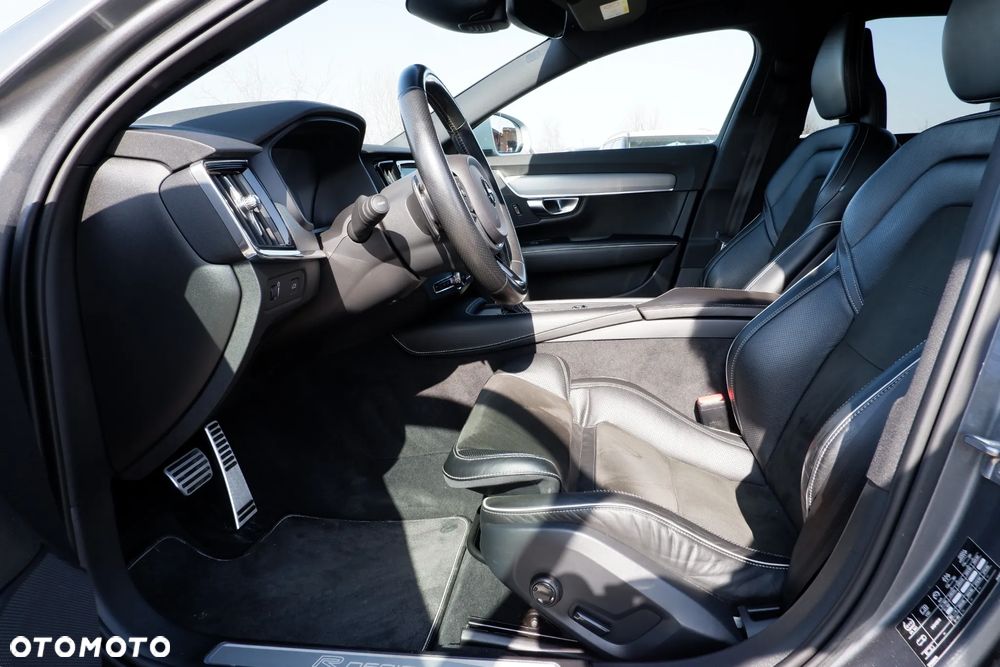 Volvo V90 T5 Geartronic R Design - 25