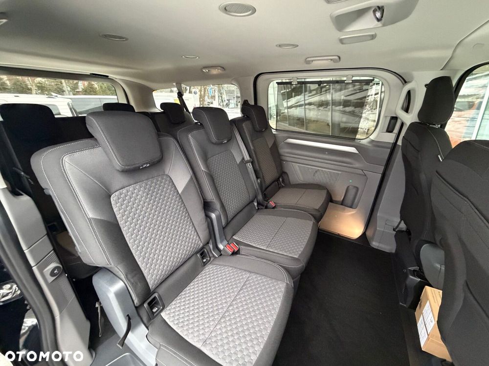 Volkswagen Nowa Caravelle Caravelle silnik: 2,0 l TDI 150 KM / skrzynia biegów: 8-biegowa automatyczna rozstaw osi: 3500 mm - 19