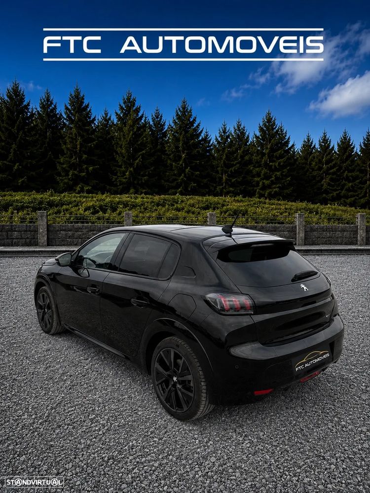 Peugeot e-208 GT+ - 6