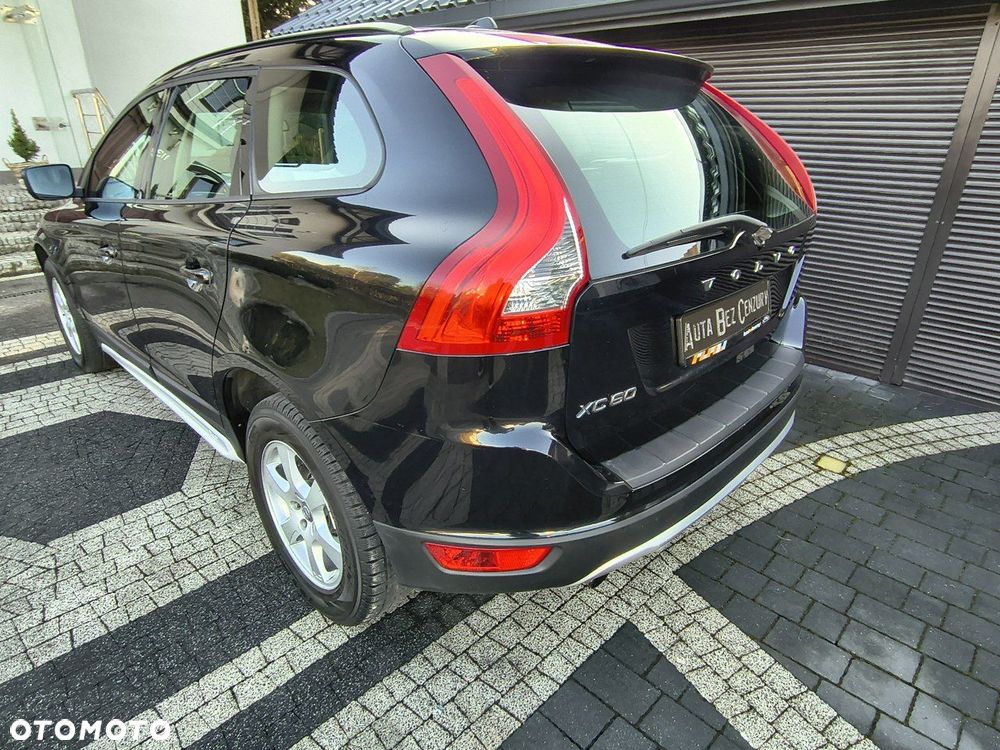 Volvo XC 60 D4 Kinetic - 25