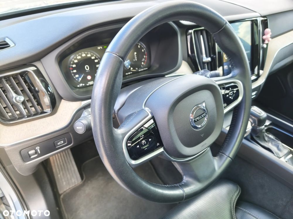 Volvo XC 60 T5 GPF AWD Inscription - 3
