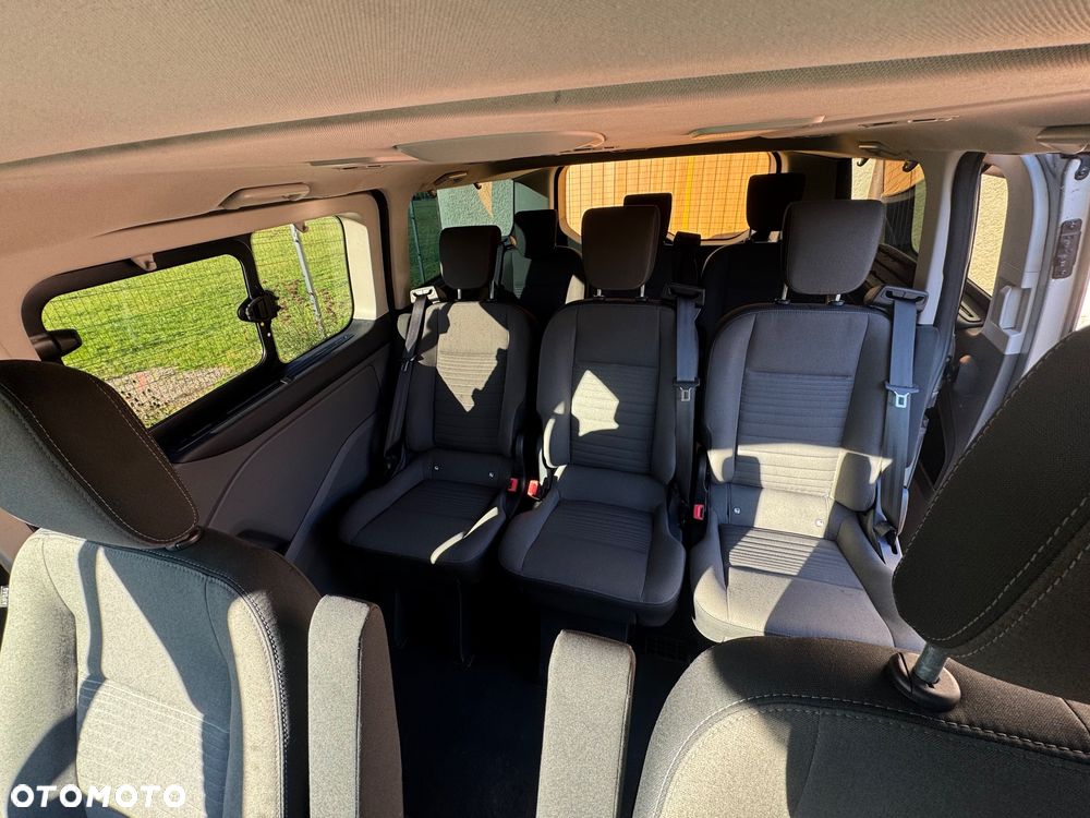 Ford Tourneo Custom 2.0 EcoBlue L2 Titanium - 22