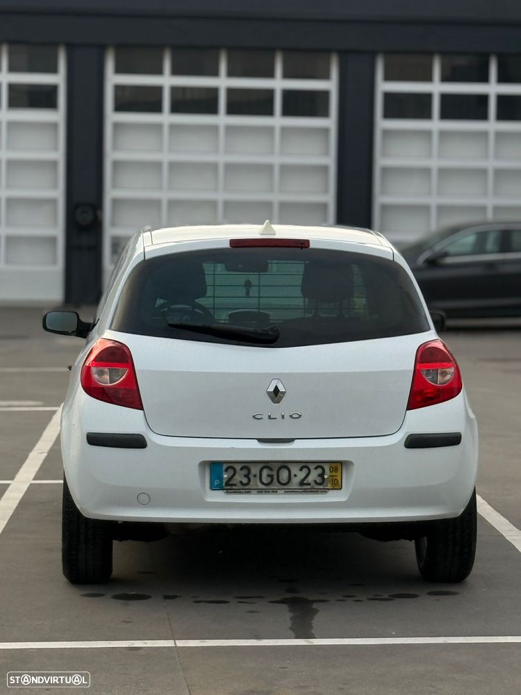Renault Clio 1.5 dCi Confort - 10