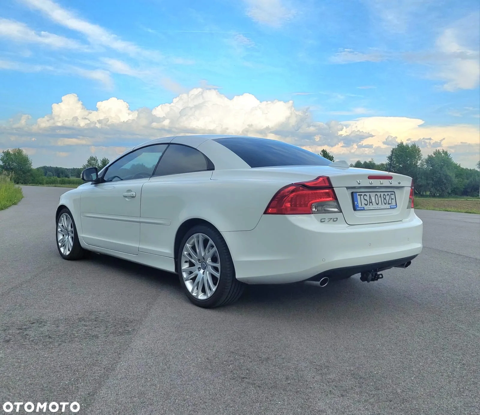 Volvo C70 D3 Momentum - 8