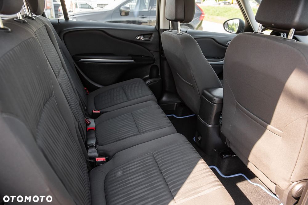 Opel Zafira - 28