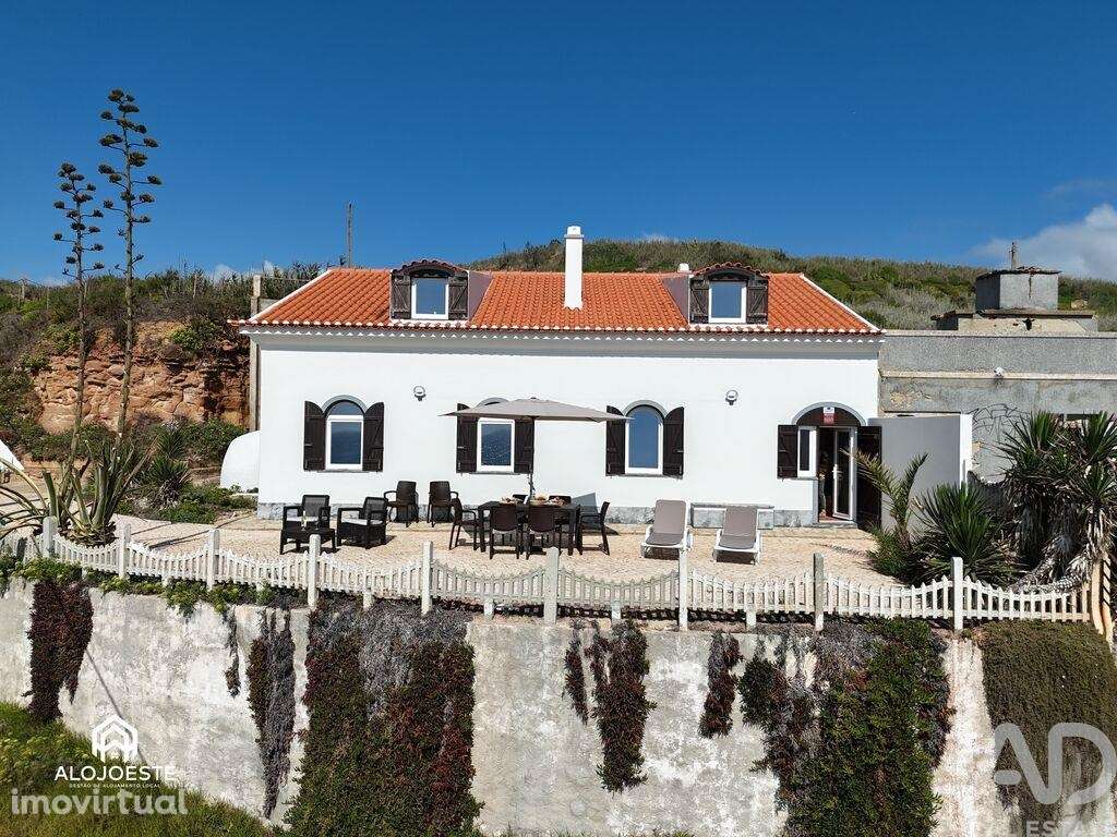 Moradia isolada T4 em São Pedro da Cadeira de 196 m2 - Grande imagem: 5/34