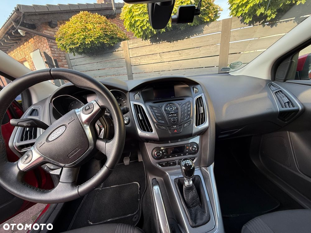 Ford Focus 1.6 TDCi DPF Titanium - 10