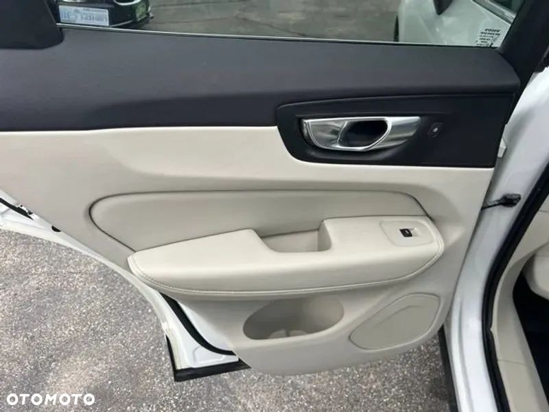 Volvo XC 60 - 12