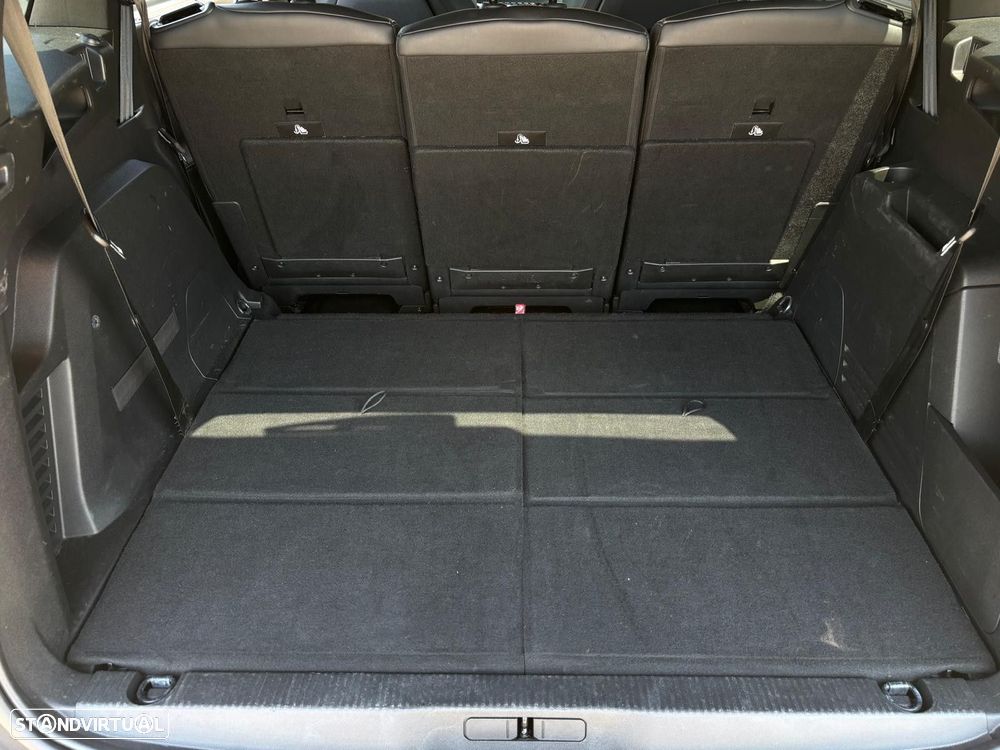 Peugeot 5008 1.2 PureTech Allure Pack EAT8 - 25