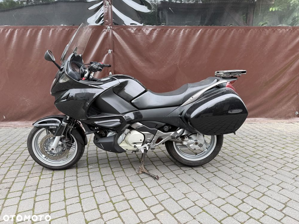 Honda NT - 4