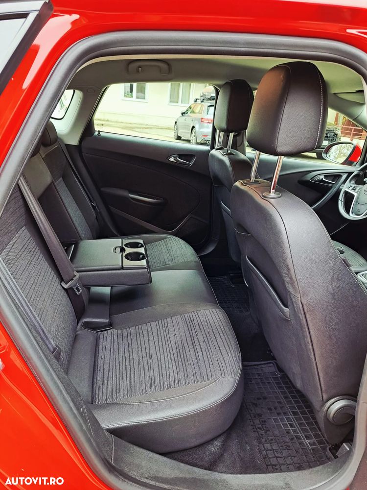 Opel Astra 1.4 Turbo ECOTEC Enjoy - 3