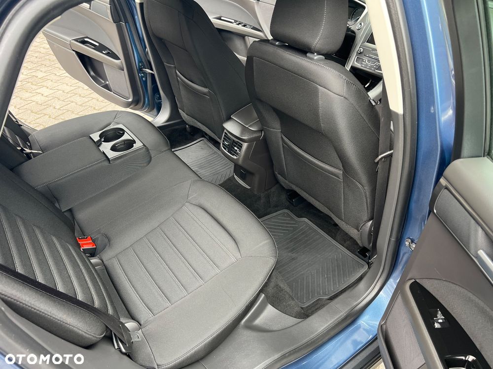 Ford Mondeo - 19