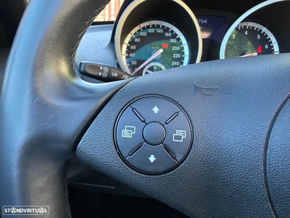 Mercedes-Benz SLK 200 - 36