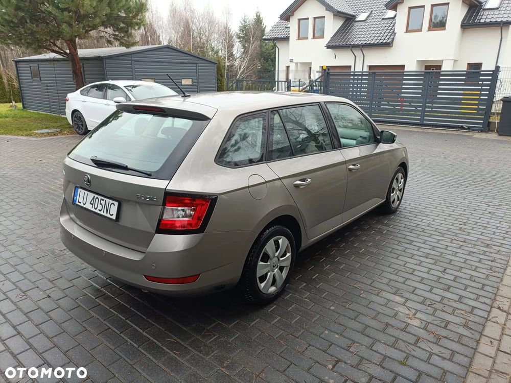 Skoda Fabia 1.0 Ambition - 4