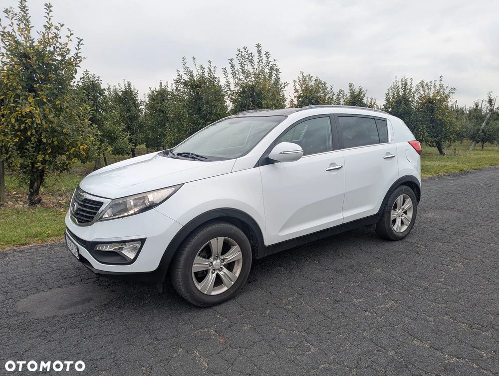 Kia Sportage 2.0 L - 9