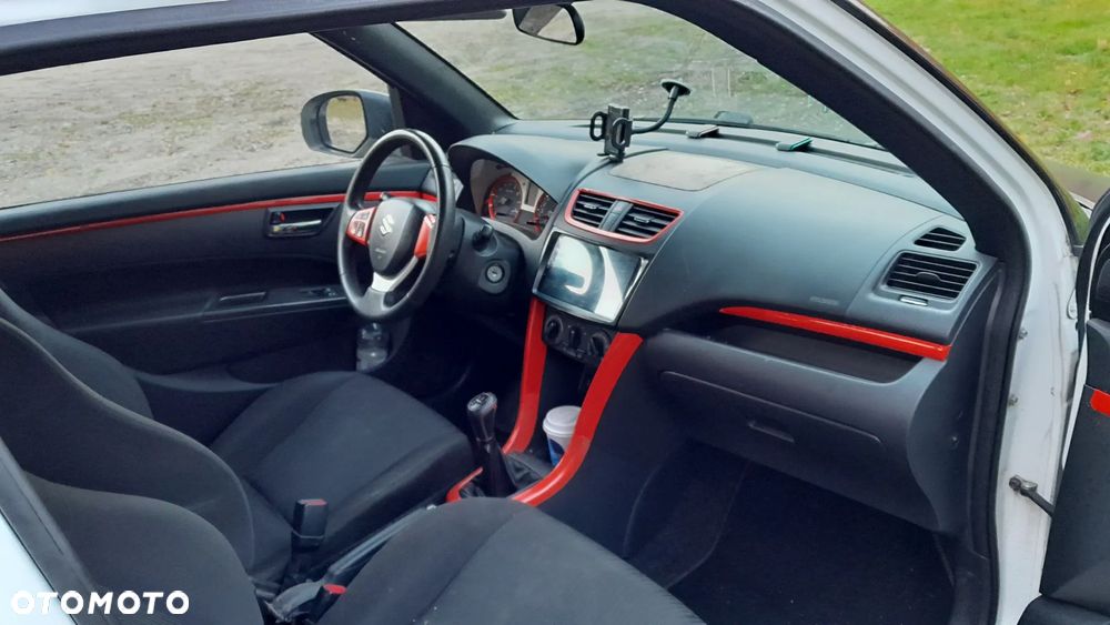 Suzuki Swift 1.2 X-ITE - 7
