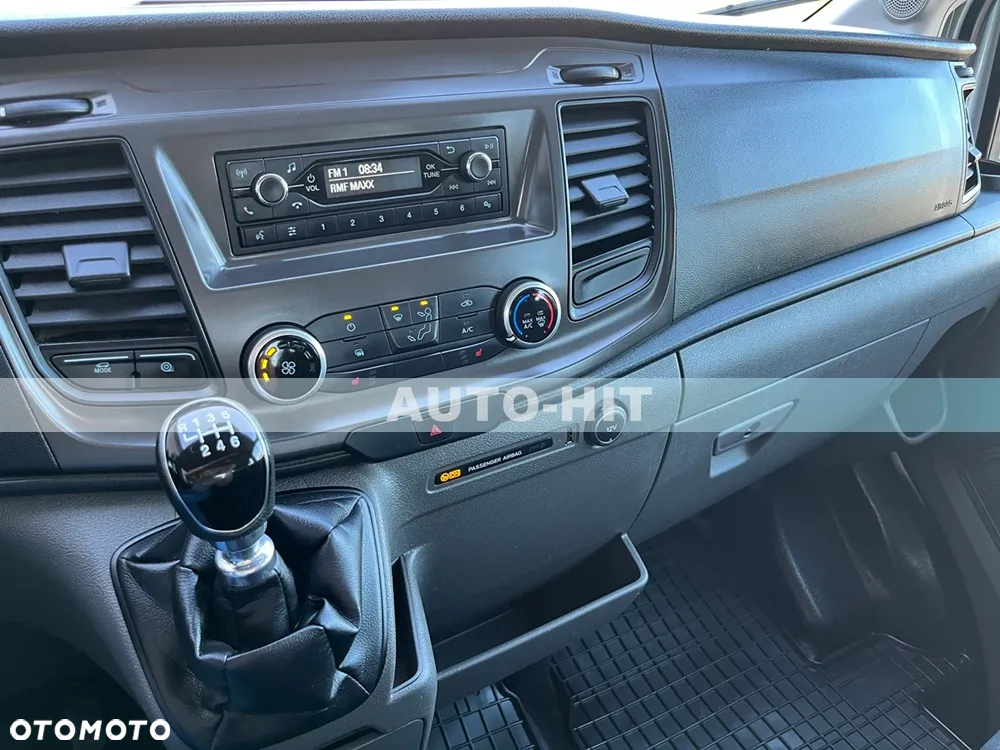 Ford Transit - 9