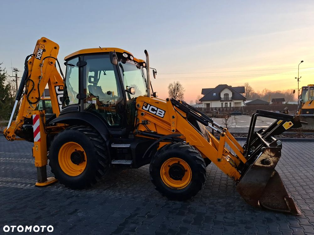 JCB 3CX Contractor Rok 2018 - 7