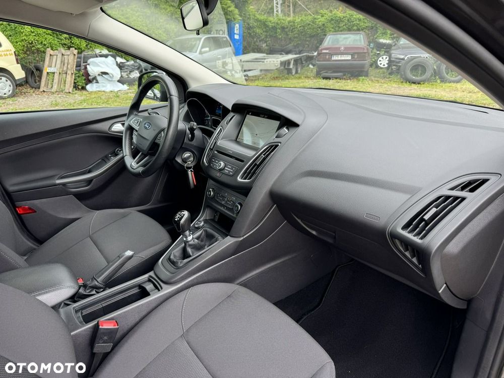 Ford Focus - 15