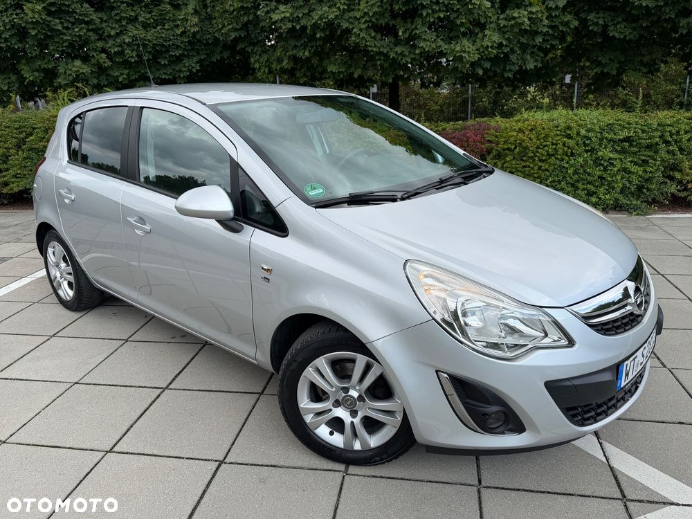 Opel Corsa 1.4 16V 150 Jahre - 10