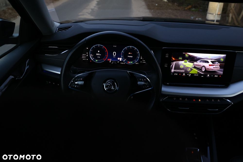 Skoda Octavia 2.0 TDI SCR Style DSG - 5