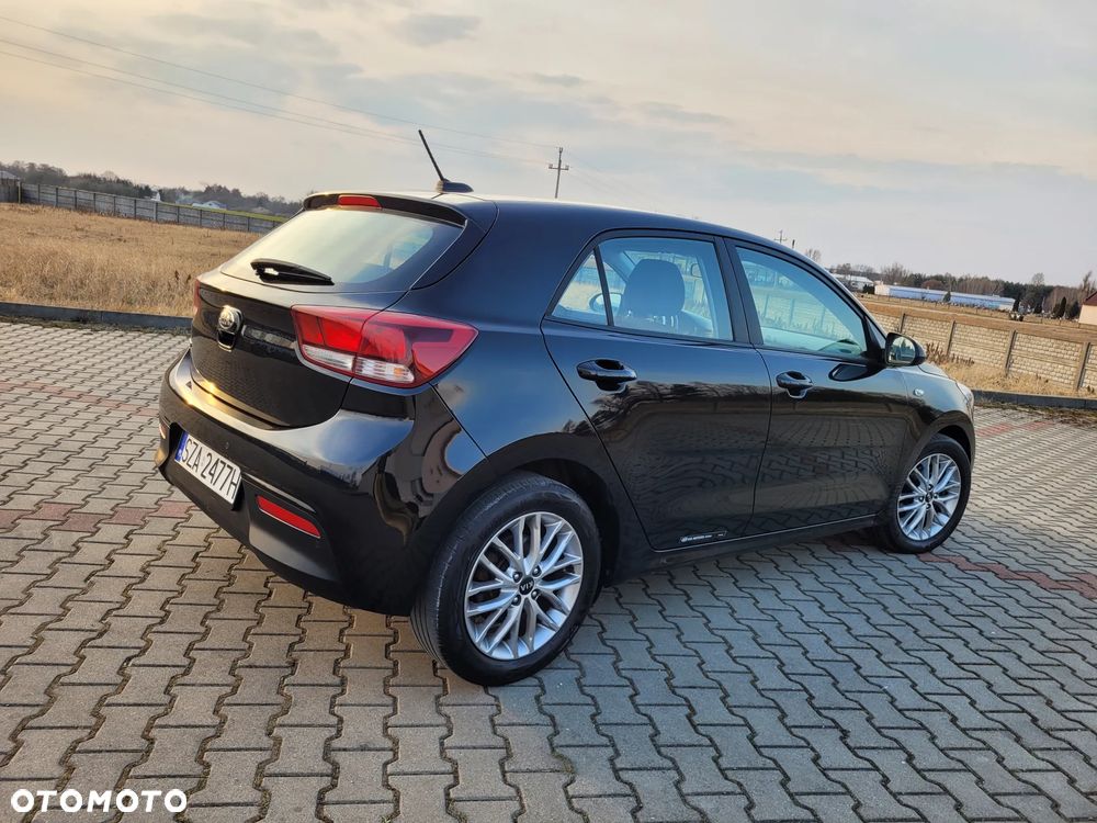 Kia Rio 1.2 XL Business Line - 12