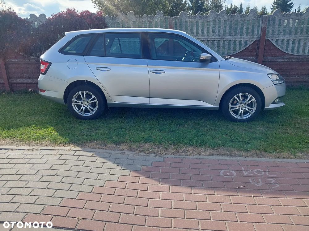 Skoda Fabia - 8