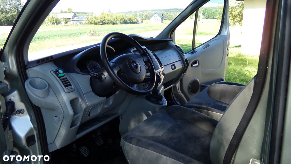 Opel VIVARO 2.5 150KM * LONG * KLIMA * NAVI * NISKI PRZEBIEG ! WZOROWY STAN ! - 19