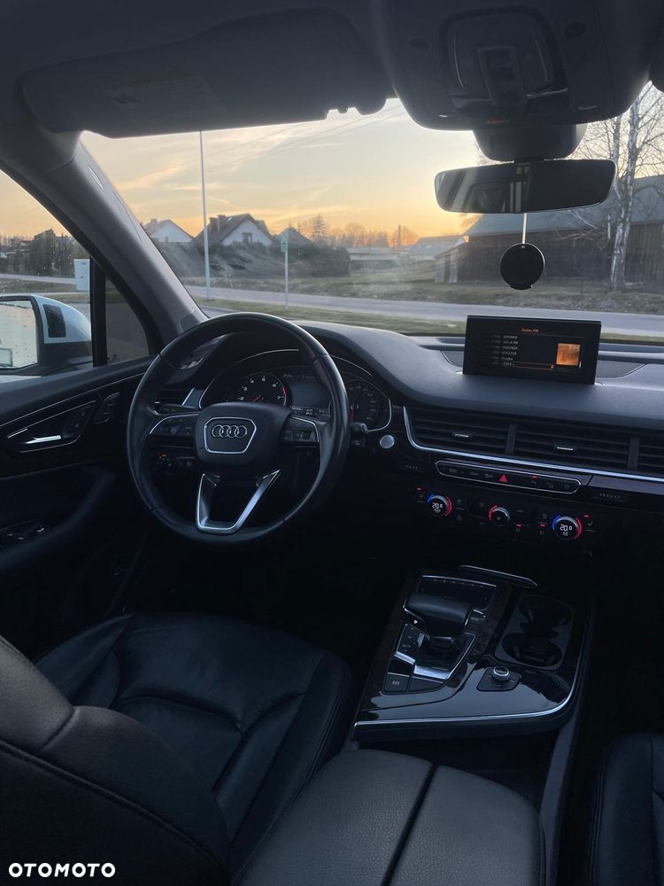 Audi Q7 3.0 TFSI Quattro Tiptronic - 6