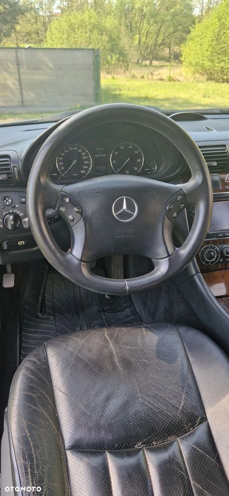 Mercedes-Benz Klasa C 240 4Matic Classic - 12
