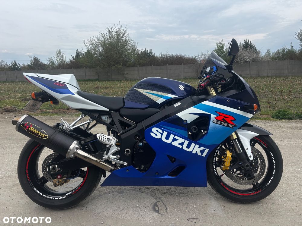 Suzuki GSX-R - 1