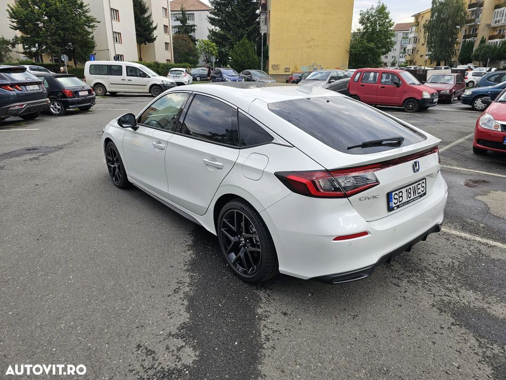 Honda Civic 2.0 e:HEV E-CVT Advance - 3